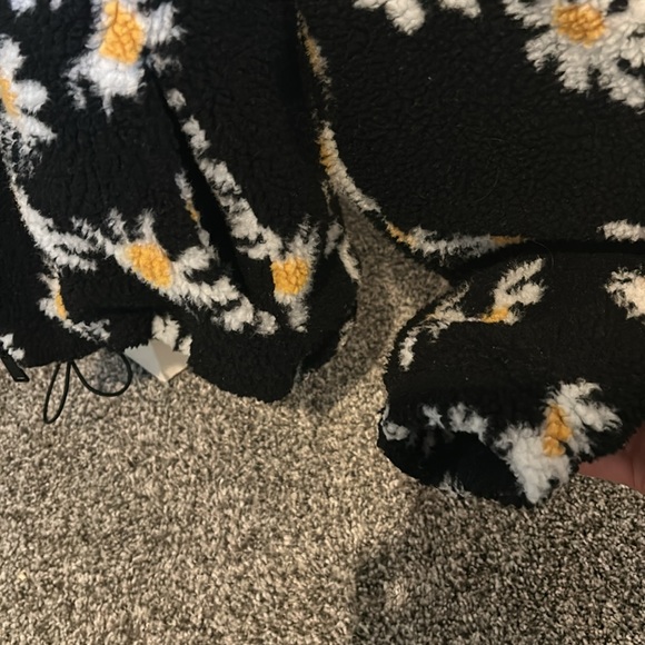 Daisy print zip up fleece jacket - Picture 4 of 5